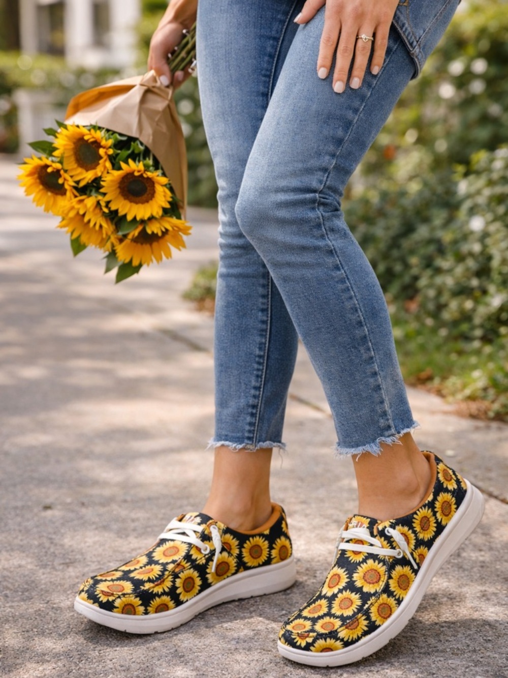 Ariat Hilo Sunflower Skies Loafers | Western Casual Slip-On Shoes | Women’s 7B